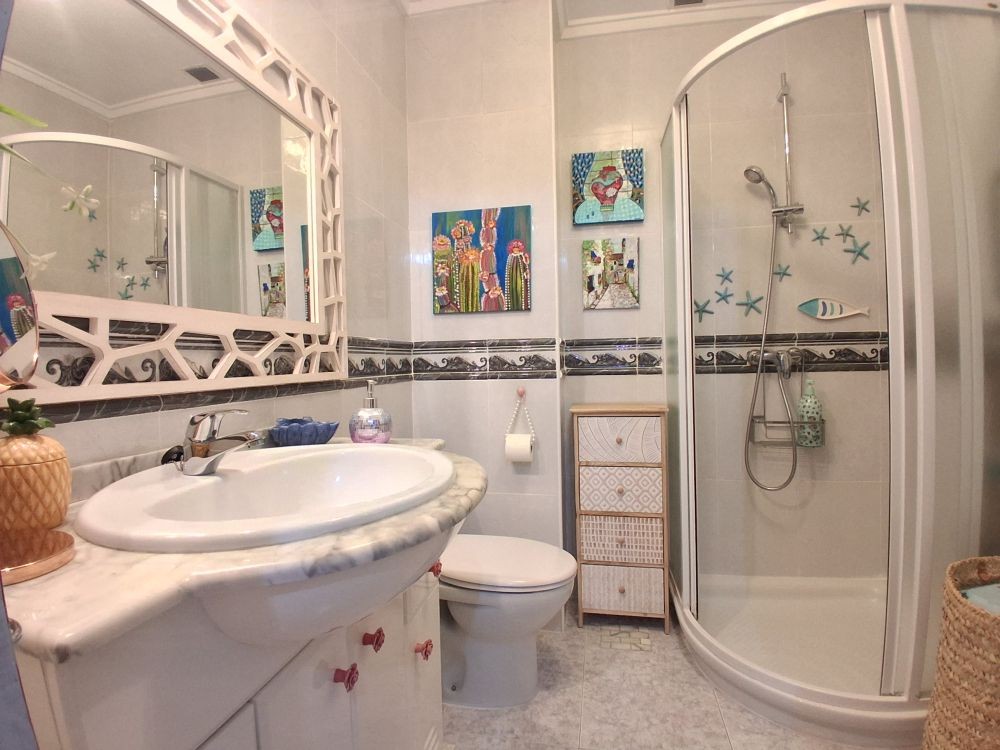 Szeregowiec 2 pokoi 70 m² Torrevieja, Hiszpania