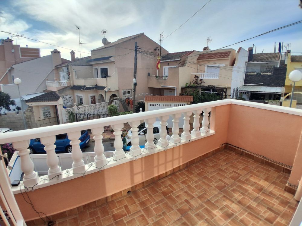 Szeregowiec 2 pokoi 70 m² Torrevieja, Hiszpania