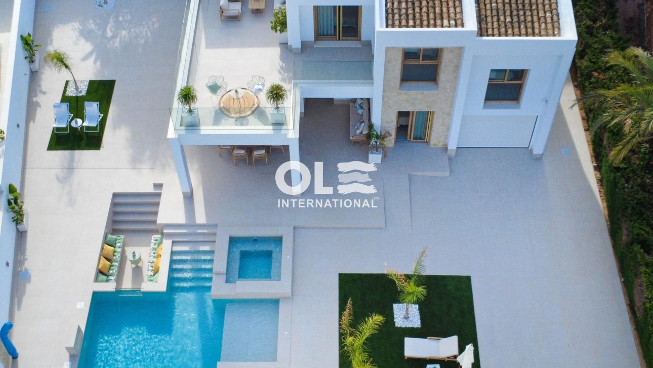 Новое здание - Villa - Orihuela Costa - Campoamor