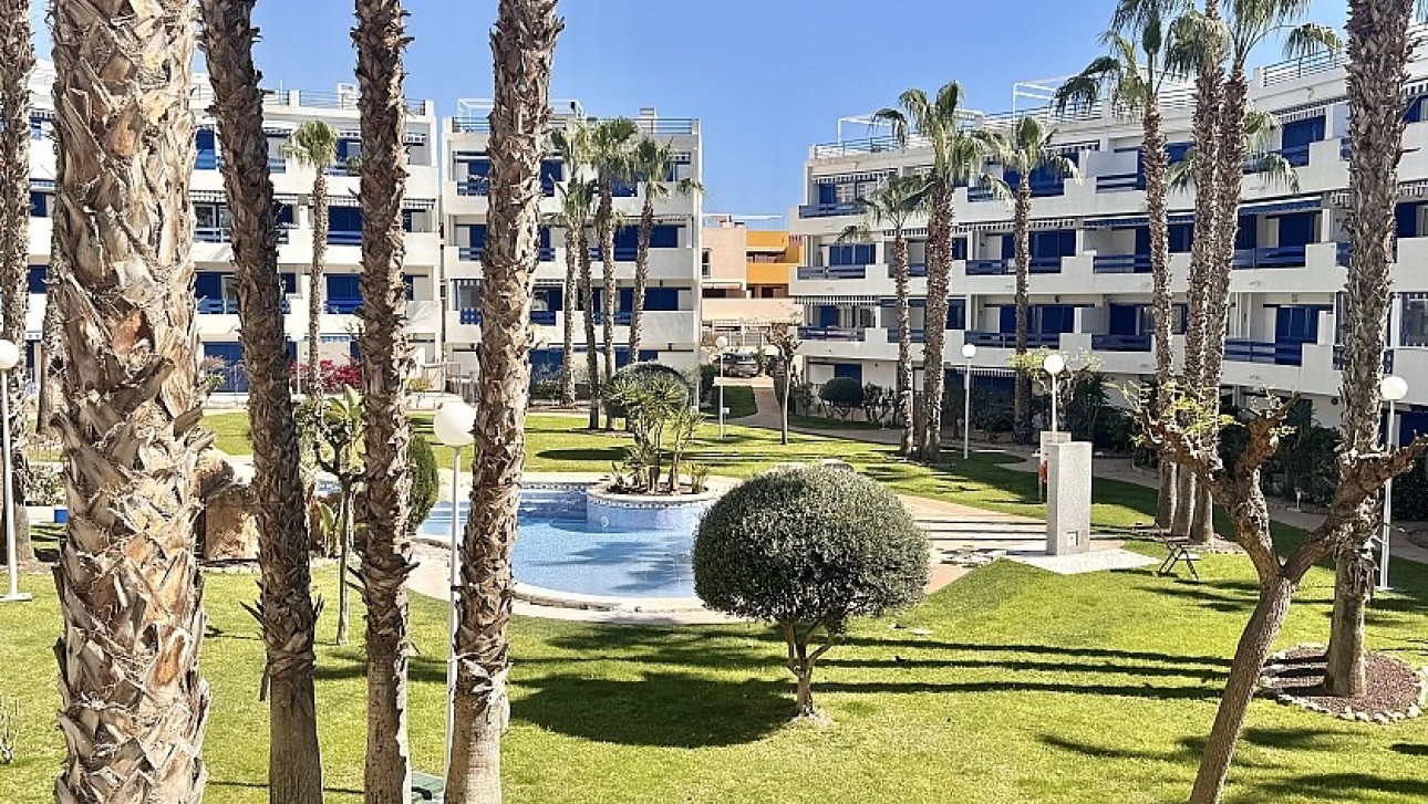 Resale - Apartment - Orihuela Costa - Playa Flamenca
