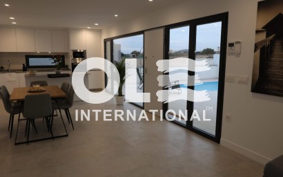 Новое здание - Villa - Fuente Álamo - La Pinilla