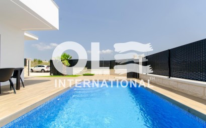 Новое здание - Villa - Orihuela Costa - Vistabella Golf