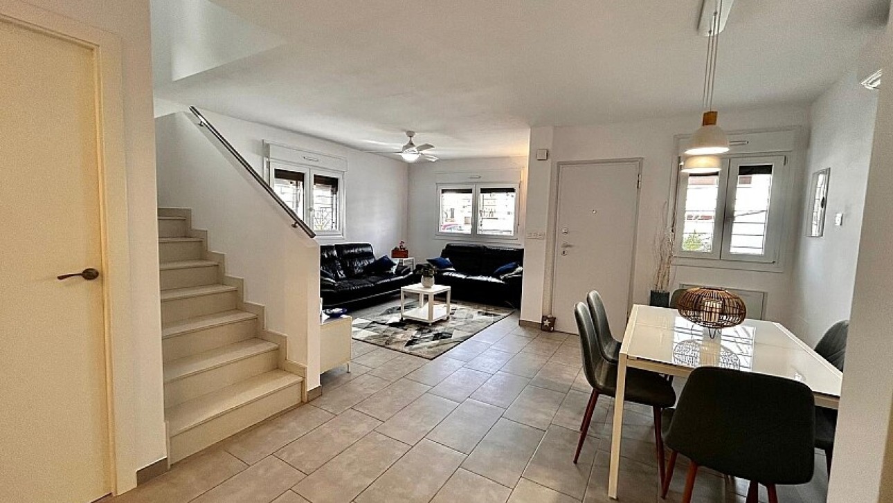 Resale - Semidetached villa - Torre de la Horadada