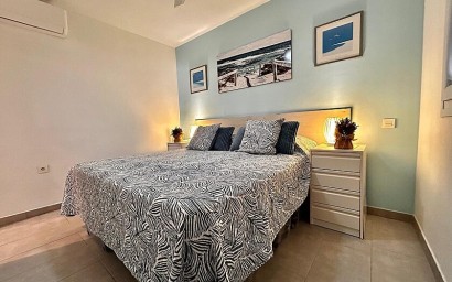 Resale - Semidetached villa - Torre de la Horadada