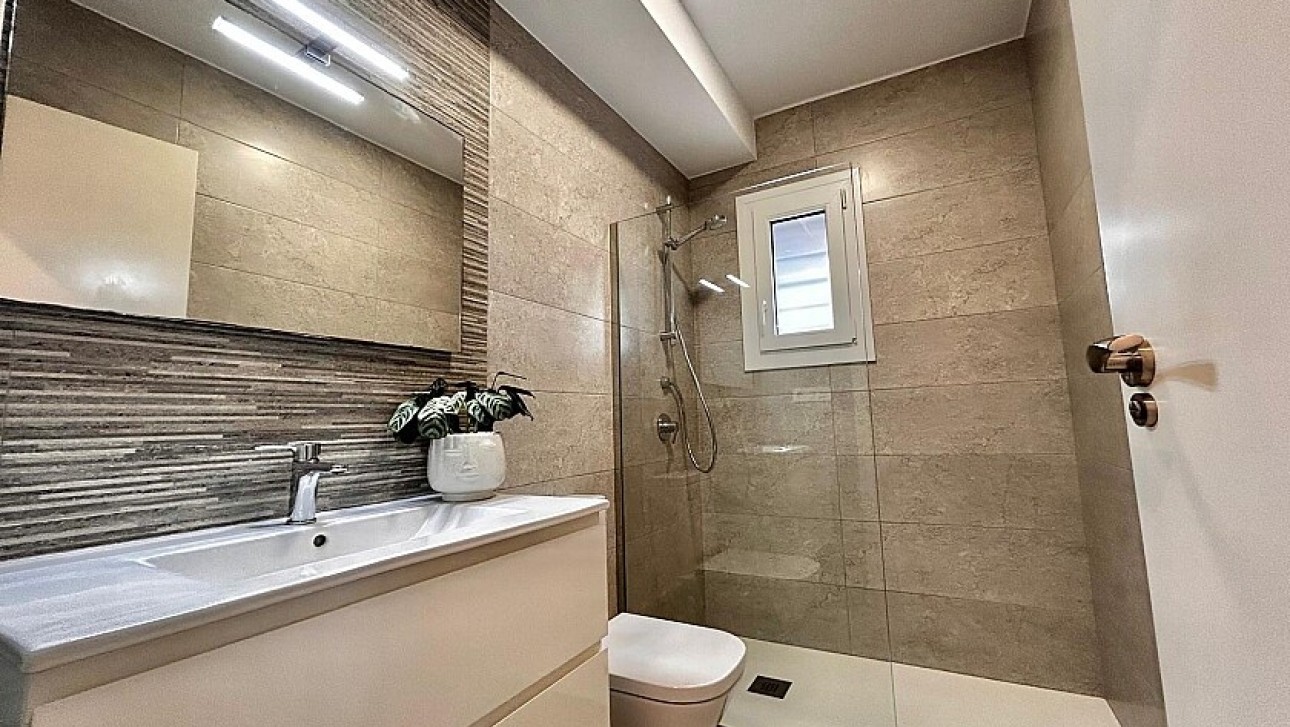 Resale - Semidetached villa - Torre de la Horadada