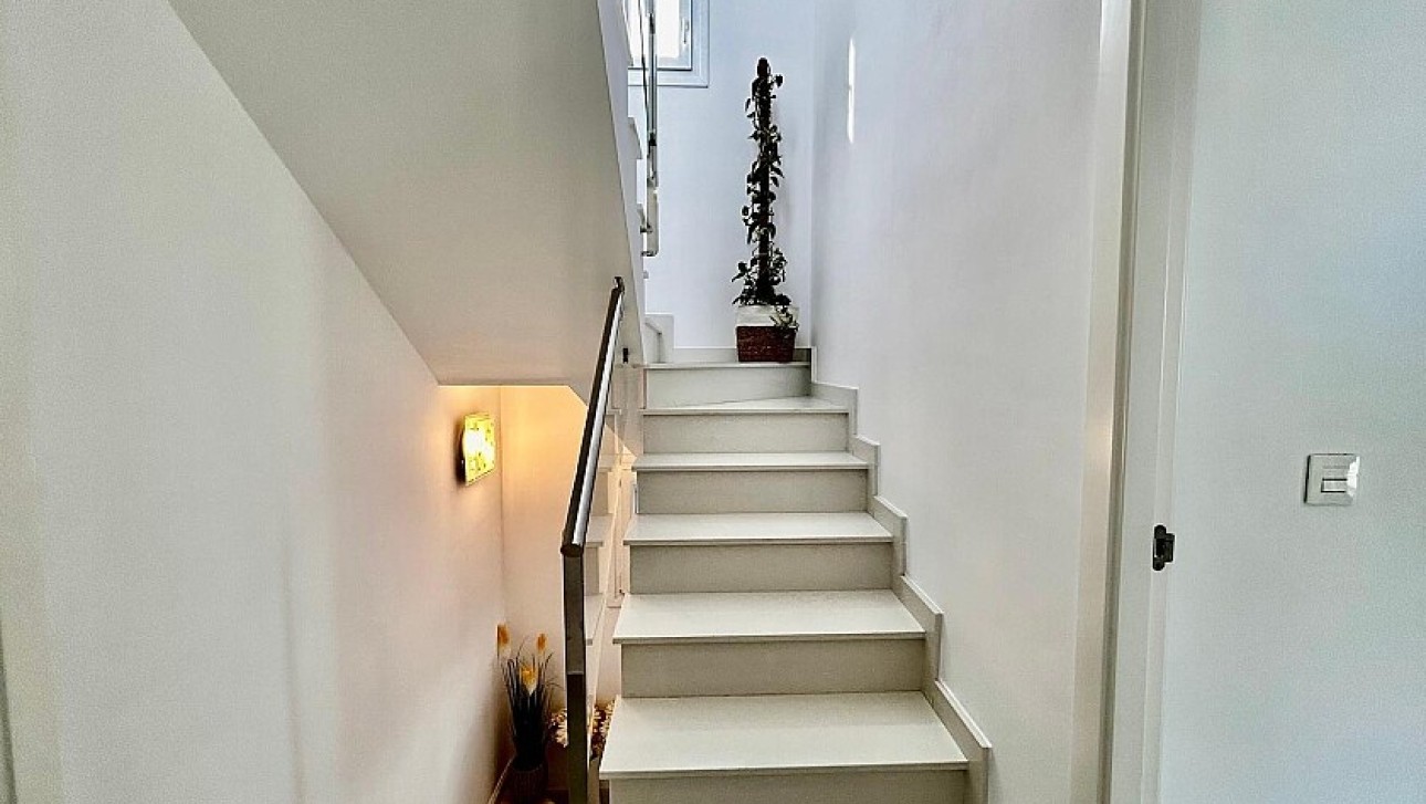 Resale - Semidetached villa - Torre de la Horadada