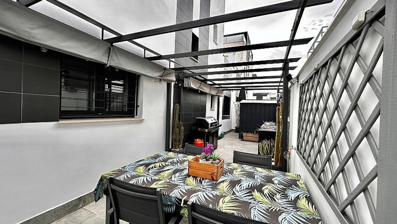 Resale - Semidetached villa - Torre de la Horadada