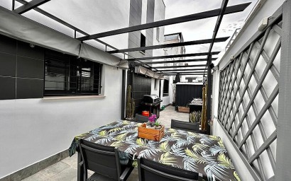 Resale - Semidetached villa - Torre de la Horadada