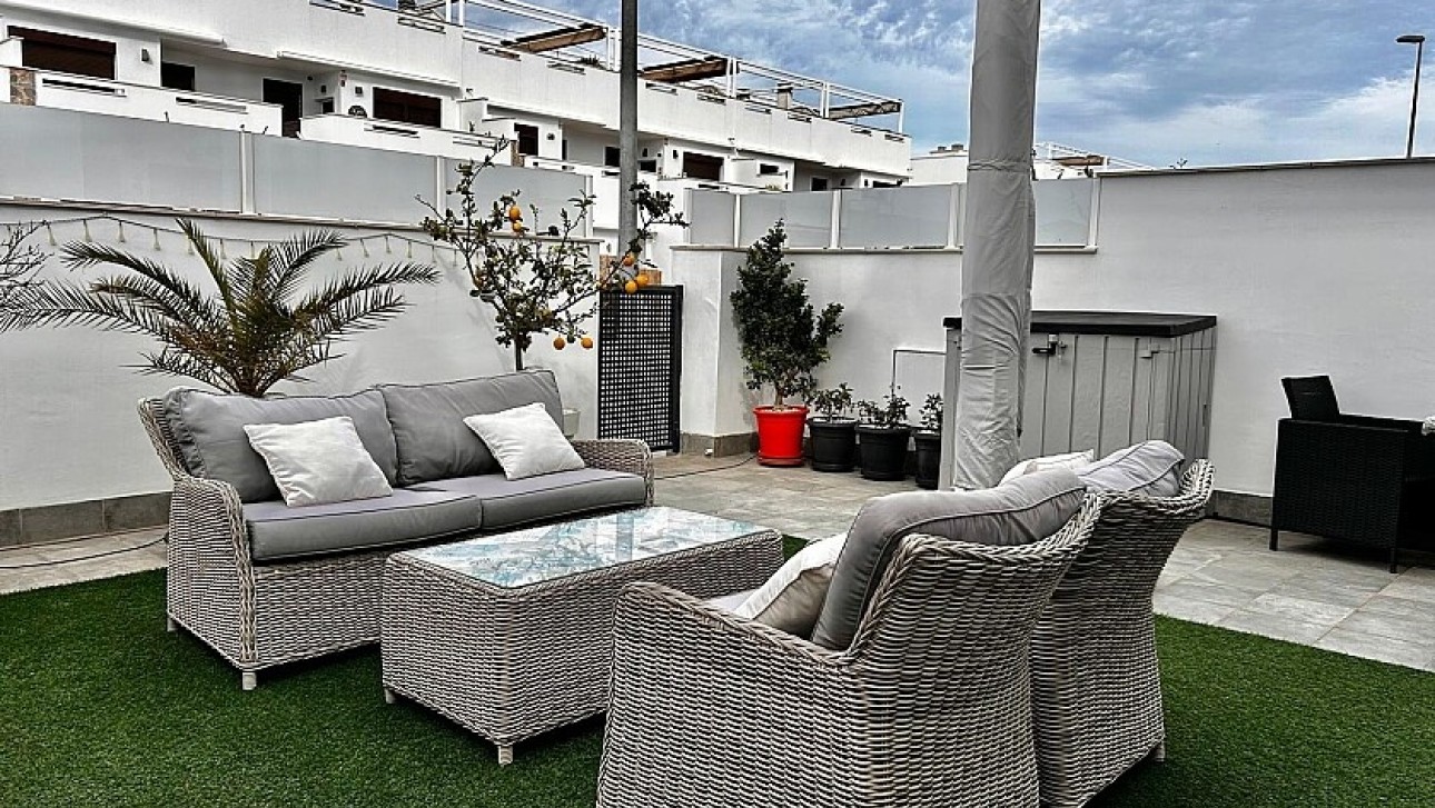 Resale - Semidetached villa - Torre de la Horadada