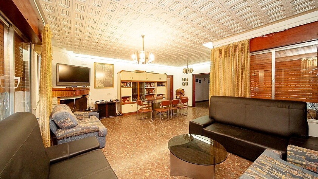 Resale - Villa - Orihuela Costa - Dehesa de campoamor