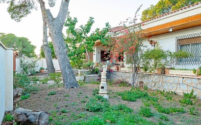 Resale - Villa - Orihuela Costa - Dehesa de campoamor