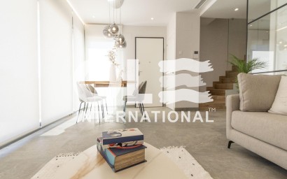 Новое здание - Villa - Pilar de la Horadada - Lo Romero Golf