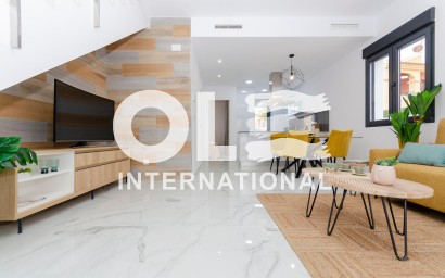 Новое здание - Villa - Torrevieja - Torretas
