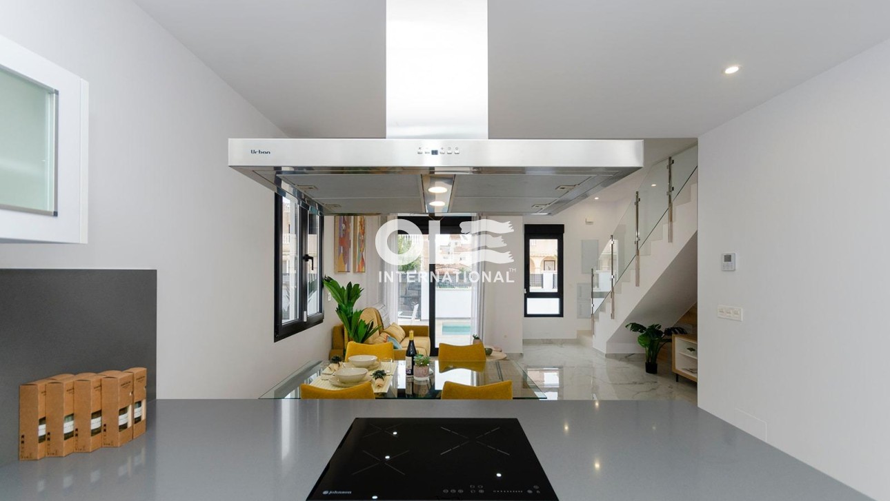 Новое здание - Villa - Torrevieja - Torretas