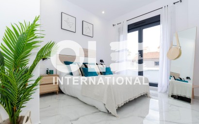 Новое здание - Villa - Torrevieja - Torretas
