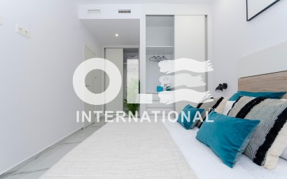 Новое здание - Villa - Torrevieja - Torretas