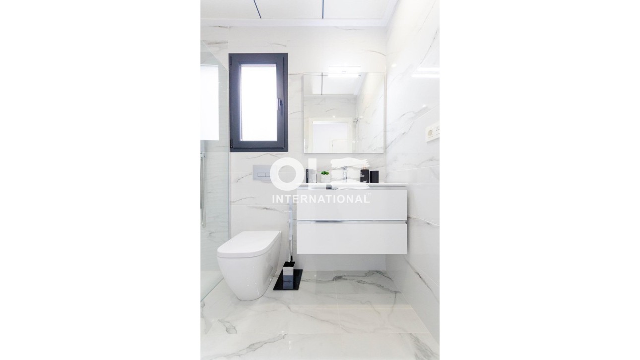 Новое здание - Villa - Torrevieja - Torretas