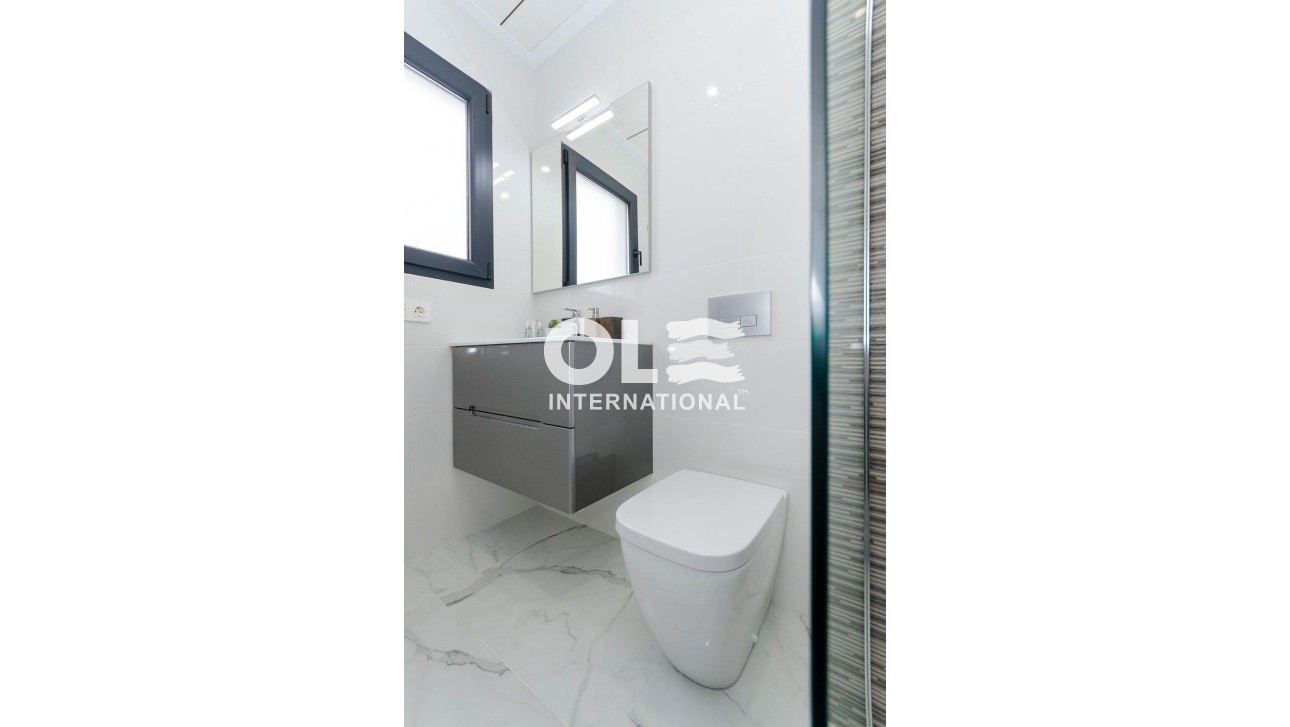 Новое здание - Villa - Torrevieja - Torretas