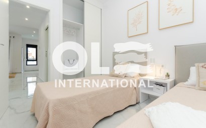 Новое здание - Villa - Torrevieja - Torretas