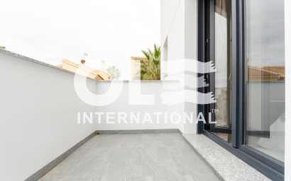 Новое здание - Villa - Torrevieja - Torretas