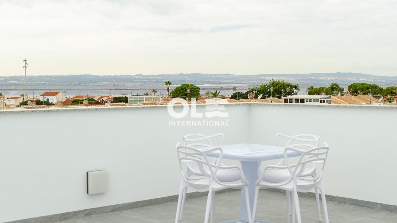 Новое здание - Villa - Torrevieja - Torretas