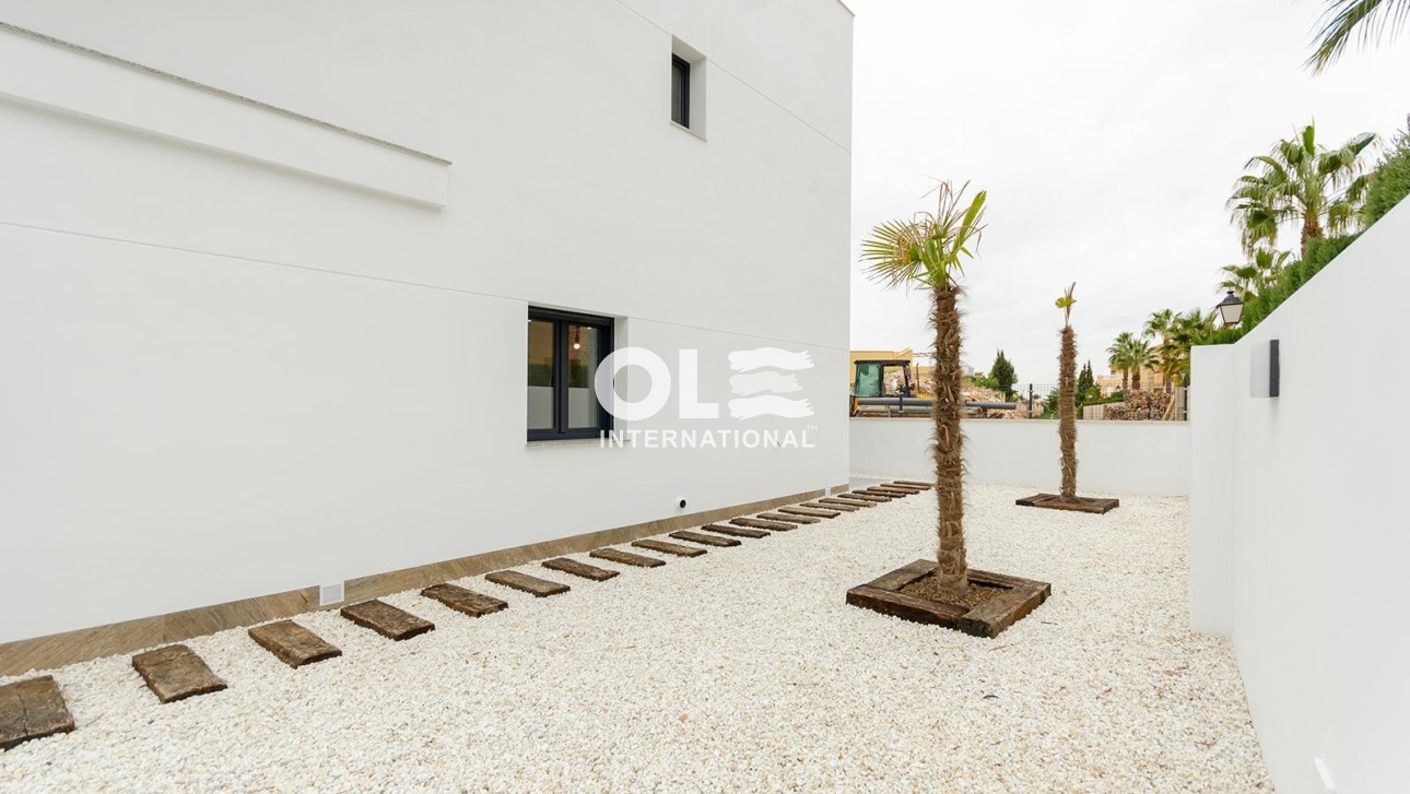 Новое здание - Villa - Torrevieja - Torretas