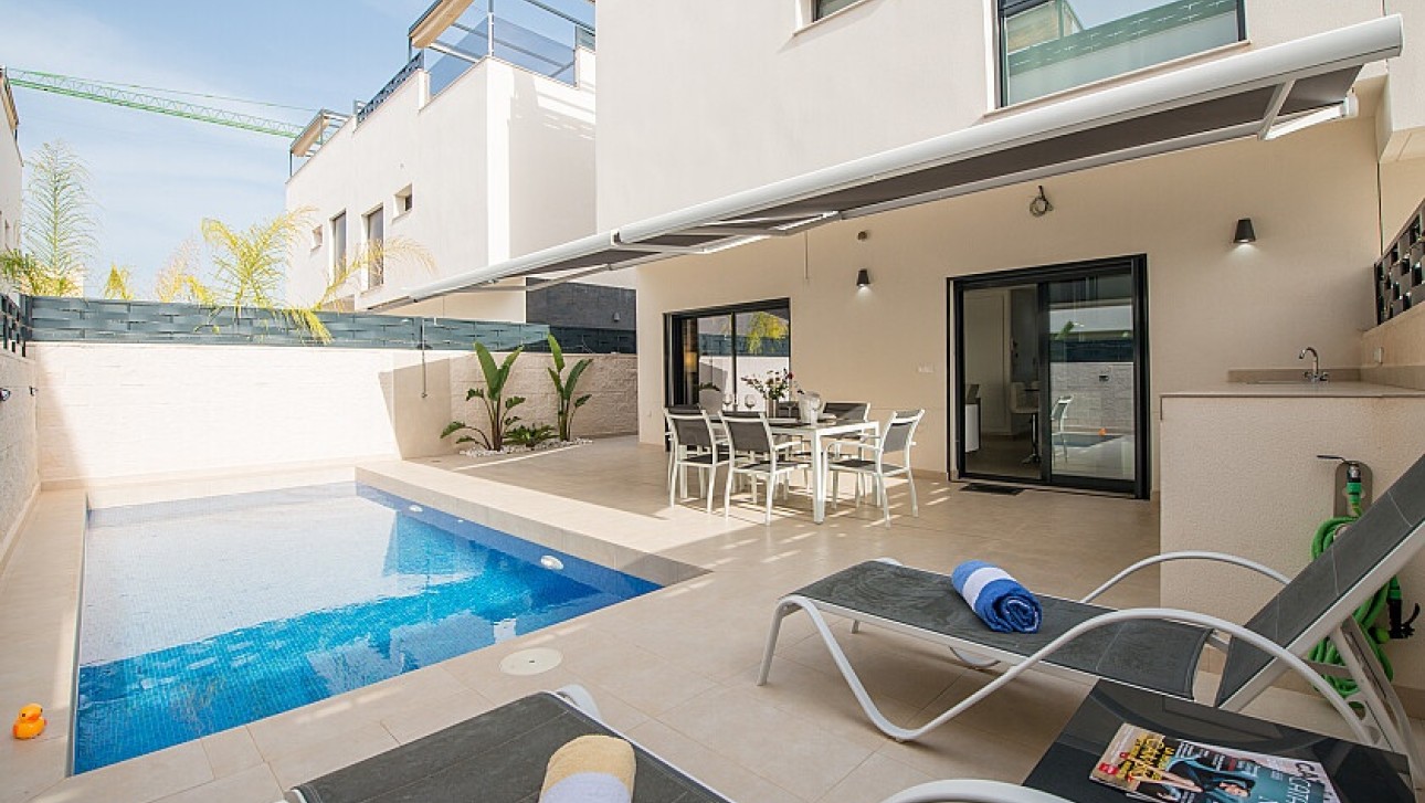 Resale - Semidetached villa - Benijofar
