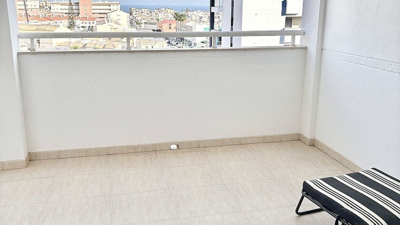 Resale - Apartment - Torrevieja - La Mata