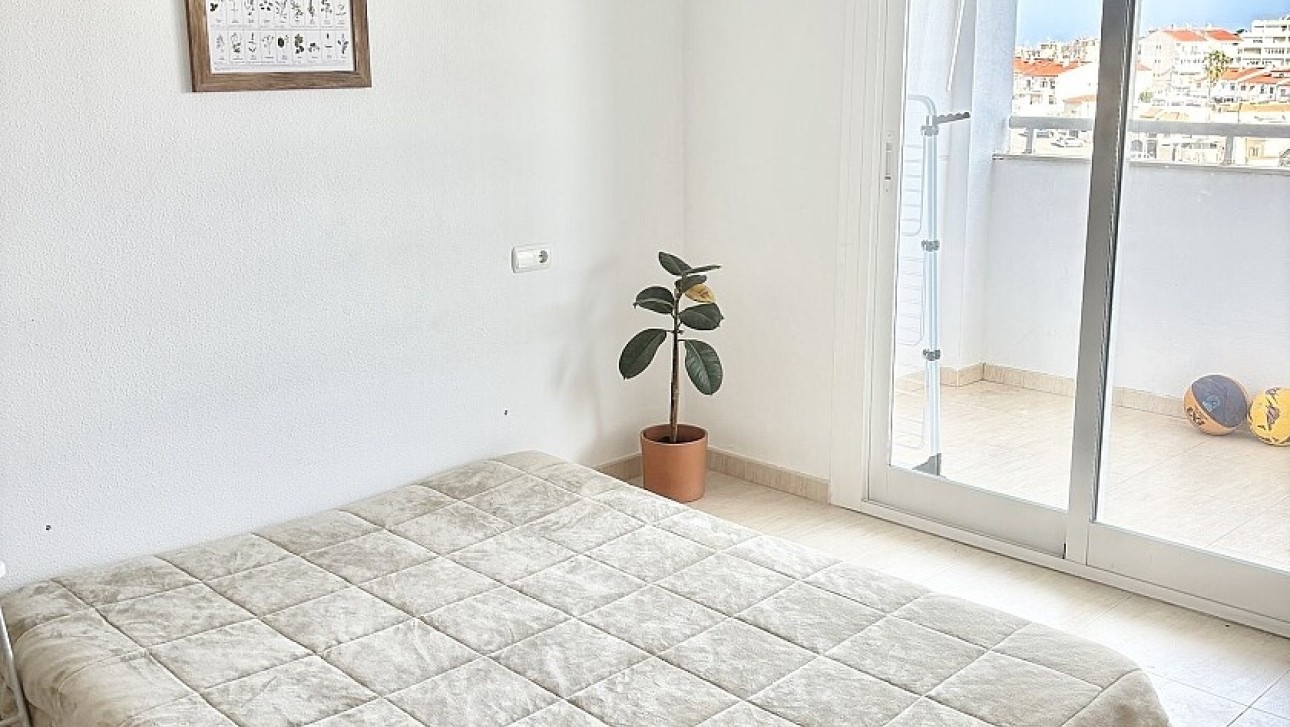 Resale - Apartment - Torrevieja - La Mata