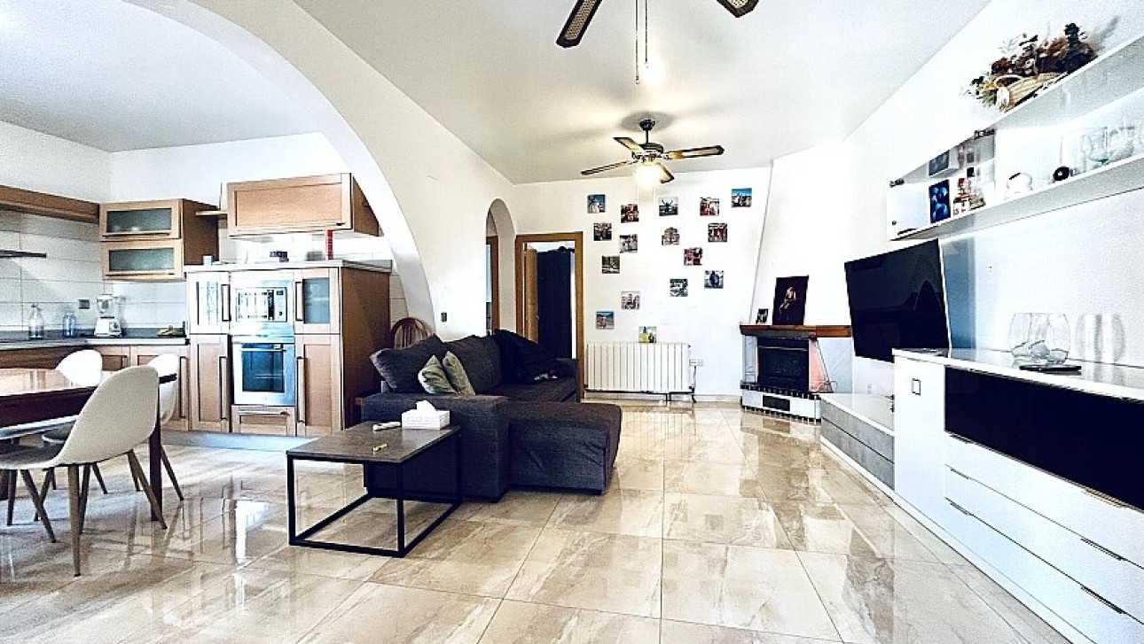 Resale - Semidetached villa - Torrevieja - Los Balcones