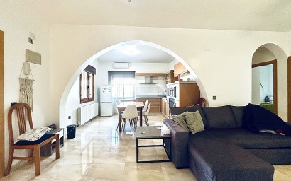 Resale - Semidetached villa - Torrevieja - Los Balcones