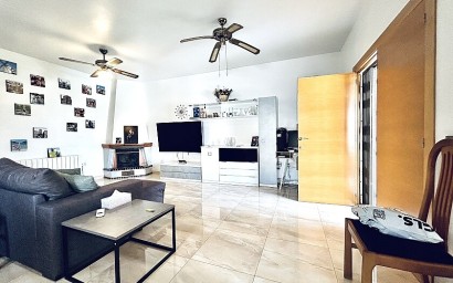 Resale - Semidetached villa - Torrevieja - Los Balcones