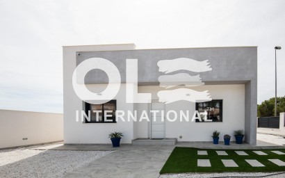 Новое здание - Villa - Pilar de la Horadada - Pinar de Campoverde