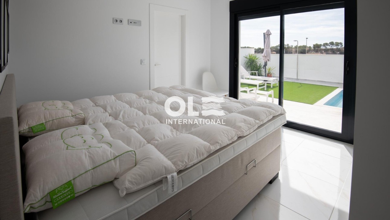 Новое здание - Villa - Pilar de la Horadada - Pinar de Campoverde