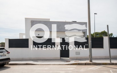 Новое здание - Villa - Pilar de la Horadada - Pinar de Campoverde