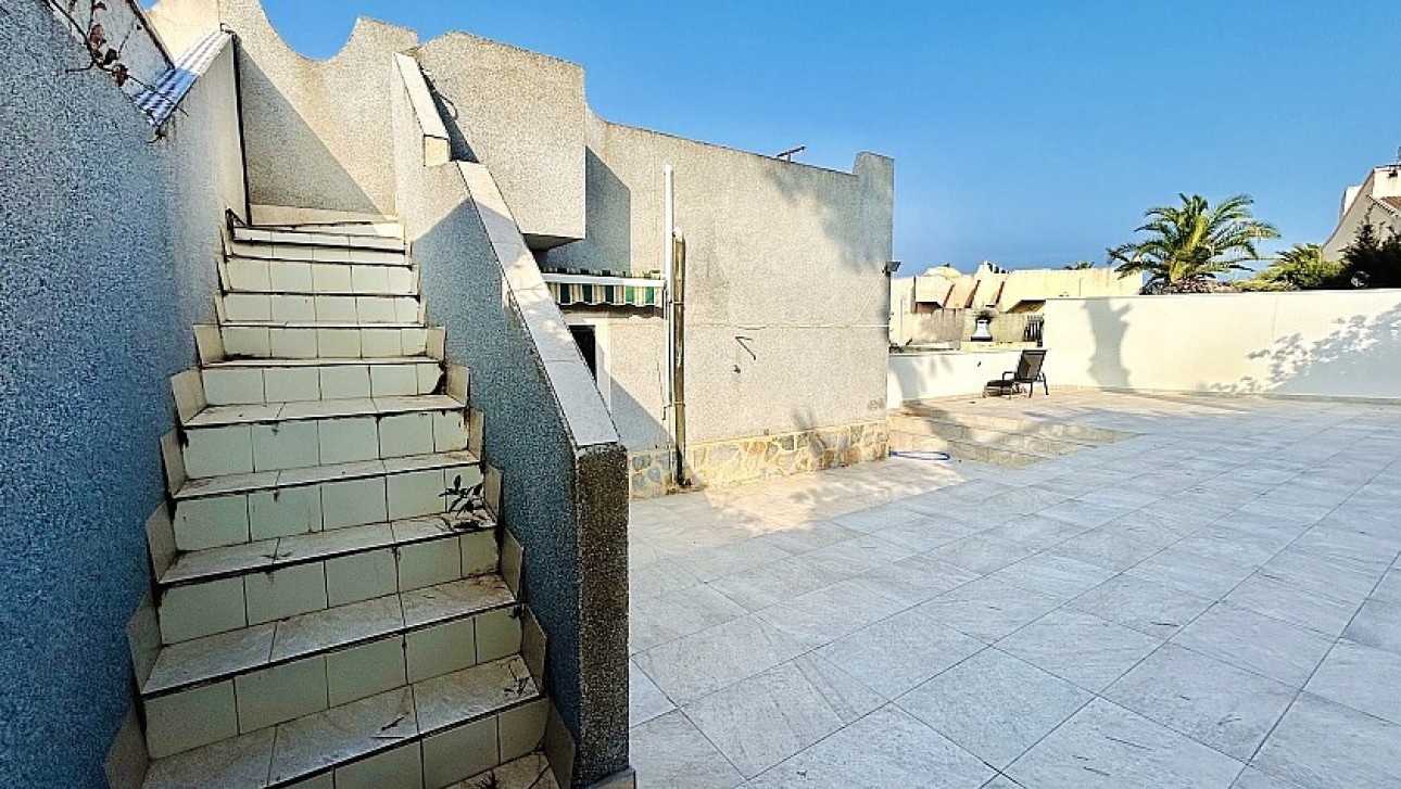 Resale - Semidetached villa - Torrevieja - Los Balcones