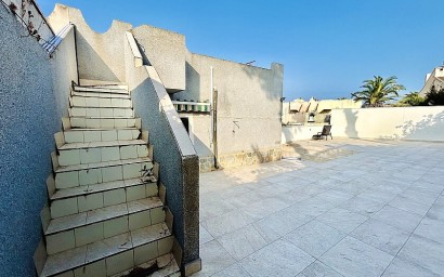 Resale - Semidetached villa - Torrevieja - Los Balcones