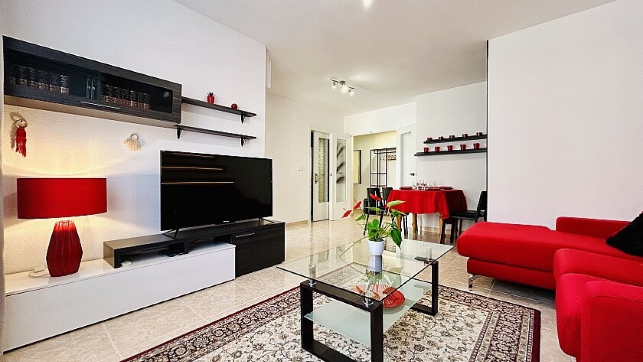 Resale - Apartment - Torrevieja - Playa del Acequión