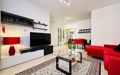 Resale - Apartment - Torrevieja - Playa del Acequión