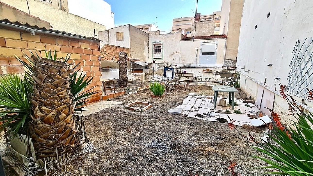 Odsprzedaż - Land - Torrevieja - Playa del Cura