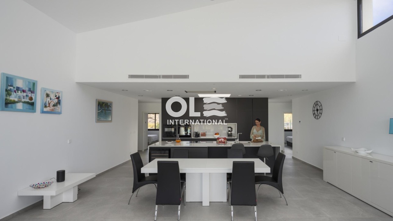 Новое здание - Villa - Baños y Mendigo - Altaona Golf