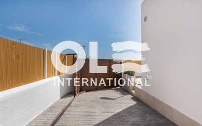 Новое здание - Villa - Dolores - polideportivo