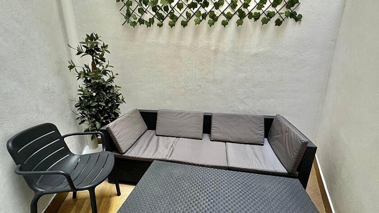 Resale - Ground floor apartment - Torrevieja - Playa de los Locos