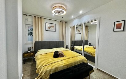 Resale - Ground floor apartment - Torrevieja - Playa de los Locos