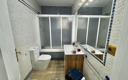Resale - Ground floor apartment - Torrevieja - Playa de los Locos