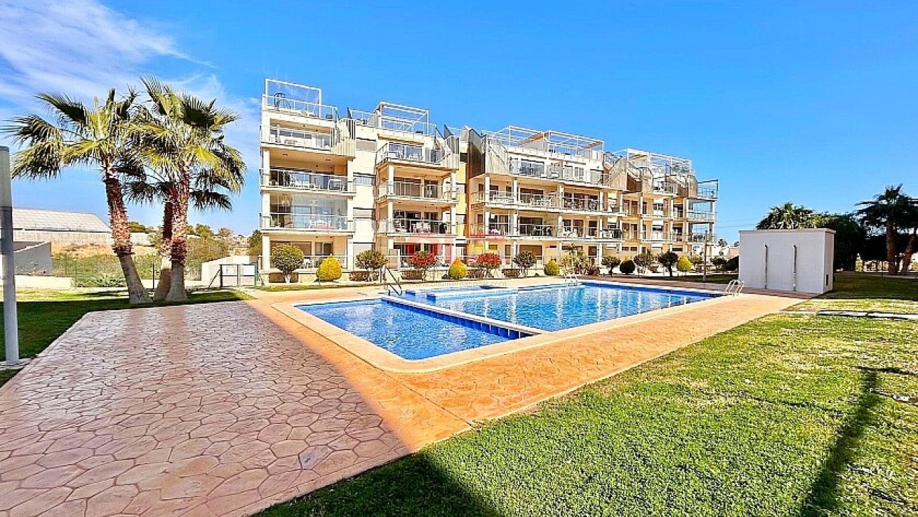 Resale - Apartment - Villamartin