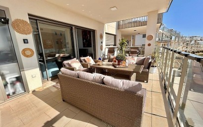 Resale - Apartment - Villamartin