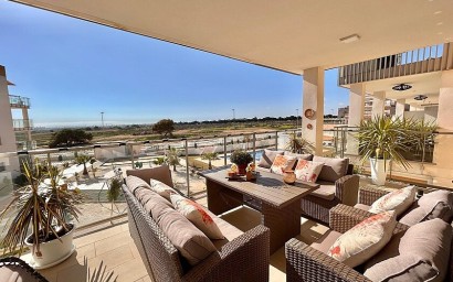 Resale - Apartment - Villamartin