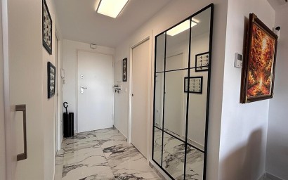 Resale - Apartment - Villamartin