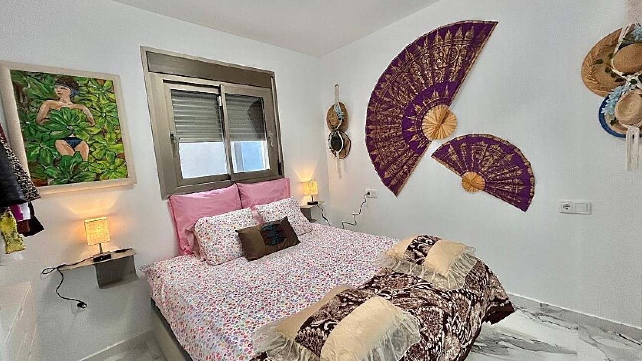 Resale - Apartment - Villamartin